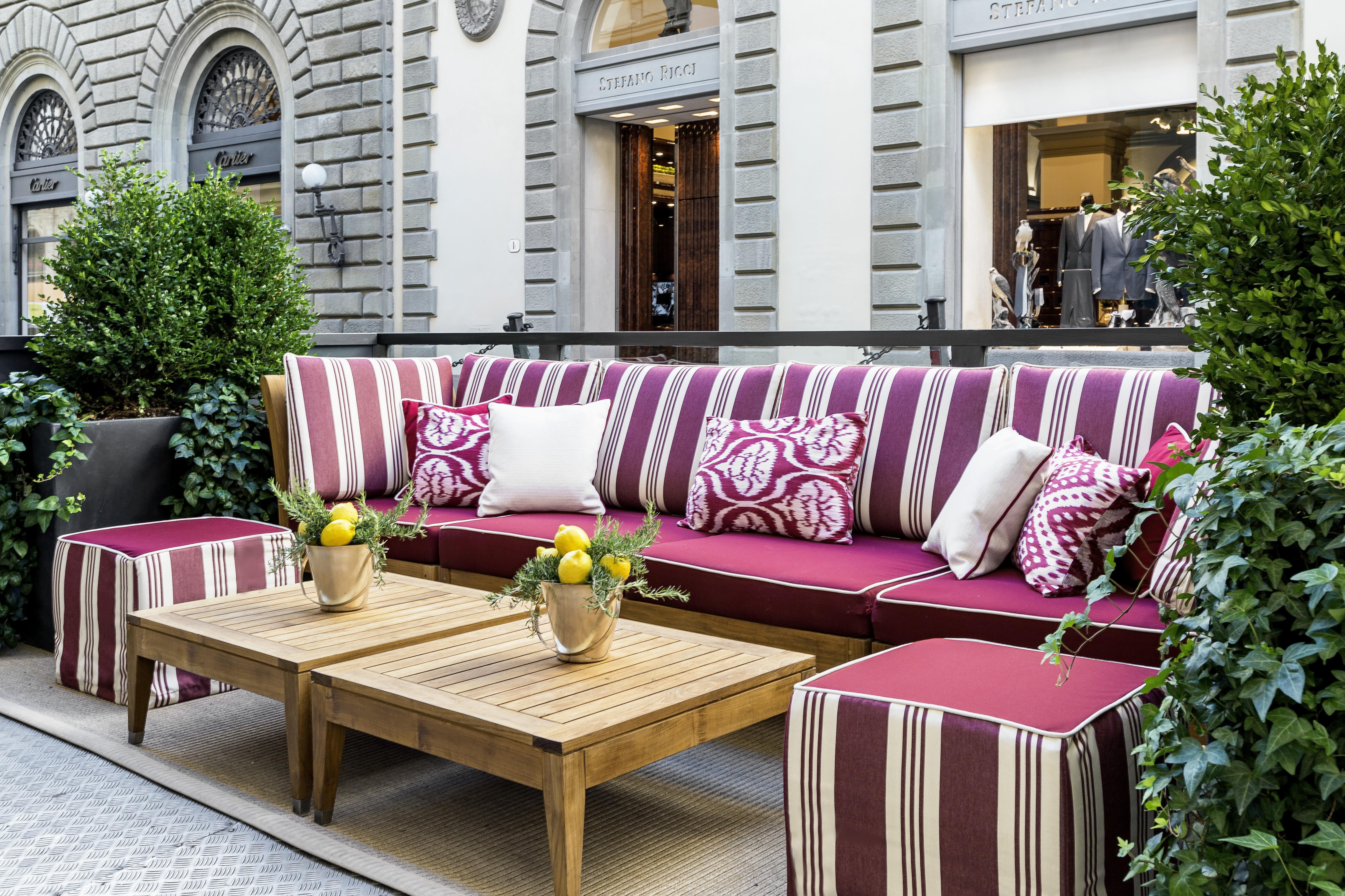 Helvetia&Bristol Firenze - Starhotels Collezione Exteriör bild The Hotel's courtyard