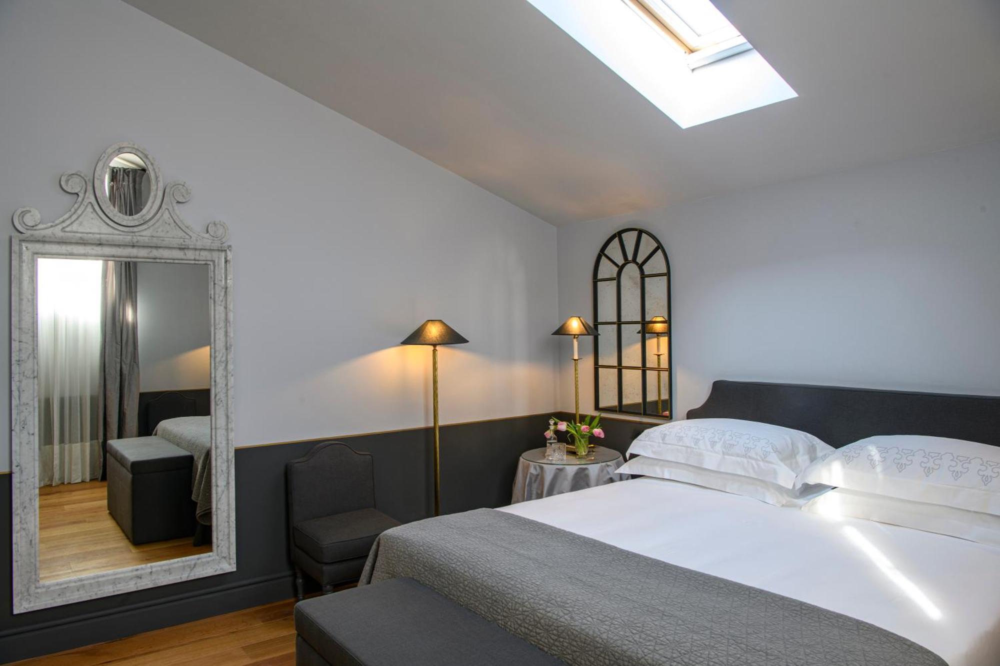 Helvetia&Bristol Firenze - Starhotels Collezione Exteriör bild A bedroom at the hotel
