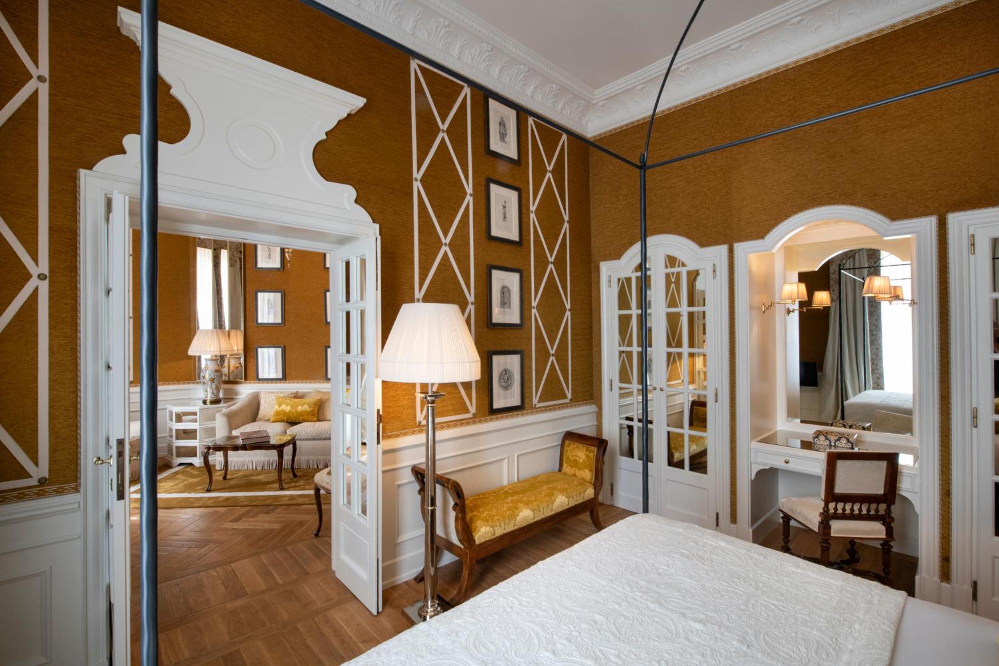 Helvetia&Bristol Firenze - Starhotels Collezione Exteriör bild Suite at the Hotel Axelmannstein