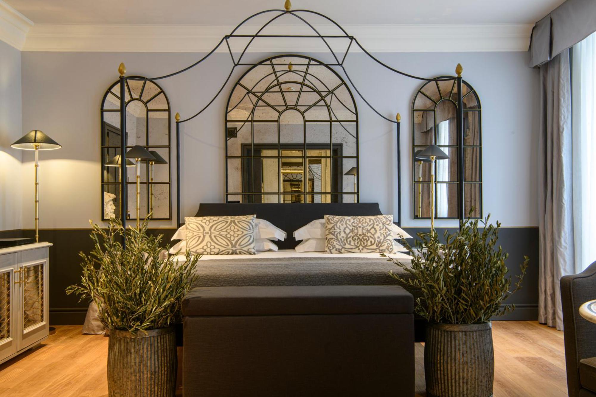 Helvetia&Bristol Firenze - Starhotels Collezione Exteriör bild A bedroom at the Hotel